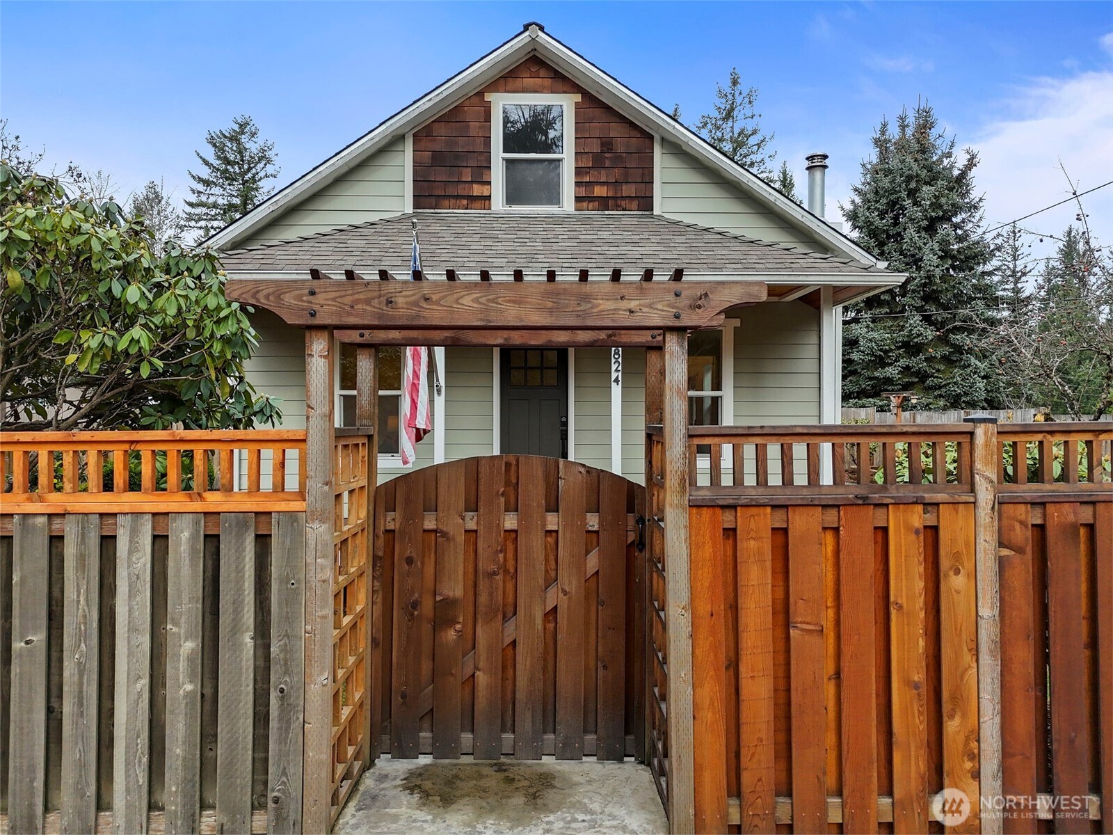 26824 SE Ravensdale Way , Ravensdale, WA 98051