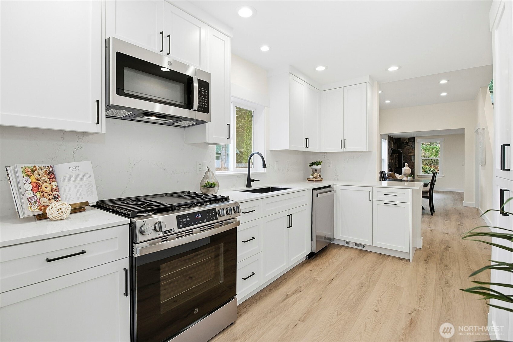 26824 SE Ravensdale Way , Ravensdale, WA 98051