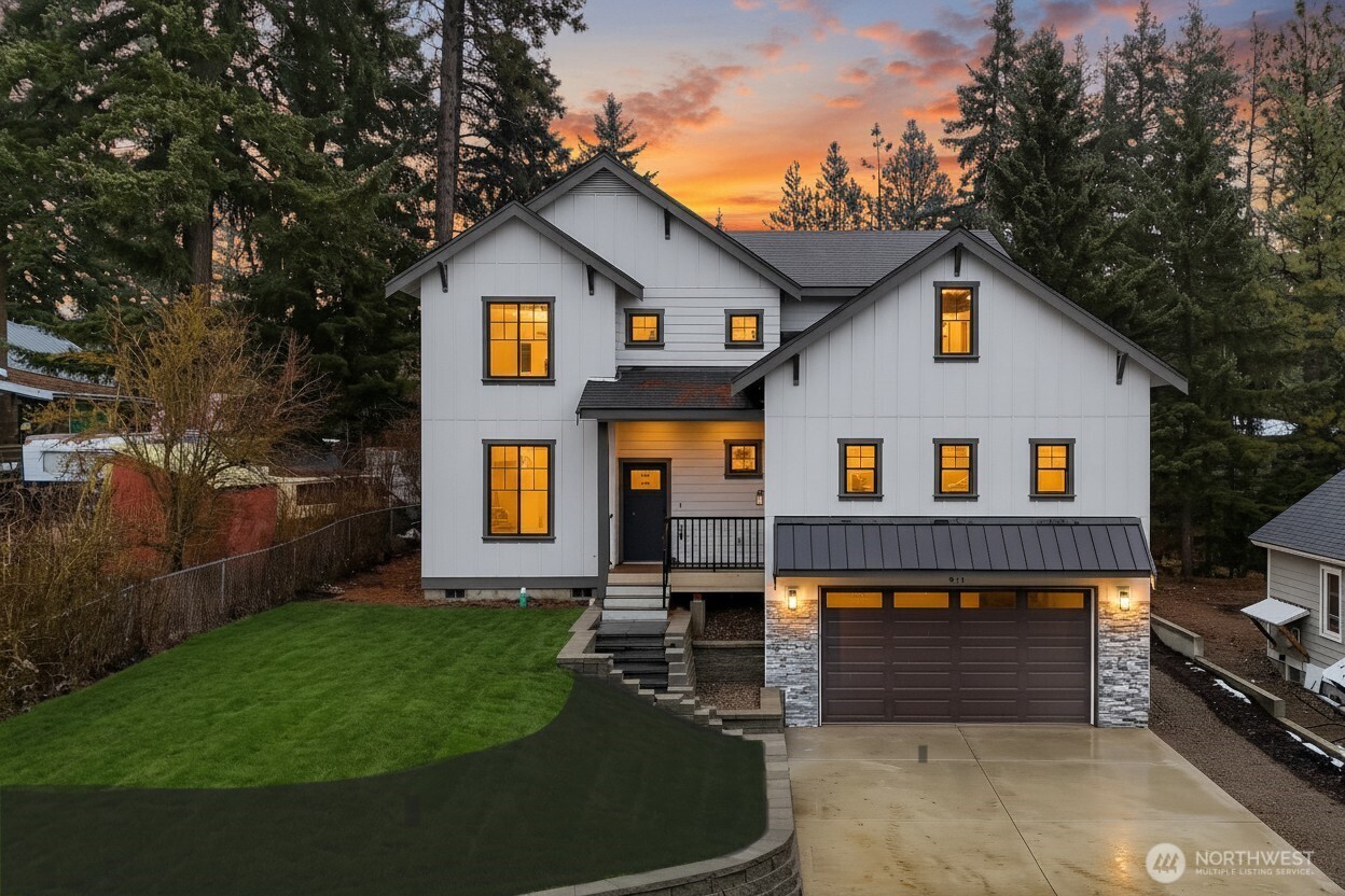 511 W 2nd Street , Cle Elum, WA 98922