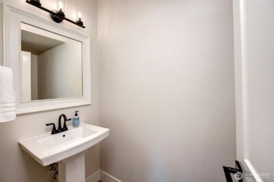 12143 NE 170th Place , Bothell, WA 98011 - Photo 18