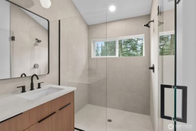 14308 Roslyn Place N, Seattle, WA 98133 - Photo 17