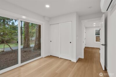 14308 Roslyn Place N, Seattle, WA 98133 - Photo 5