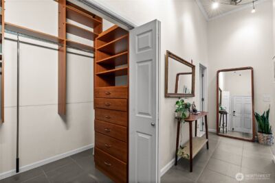 621 5th Avenue N #102, Seattle, WA 98109 - Photo 16