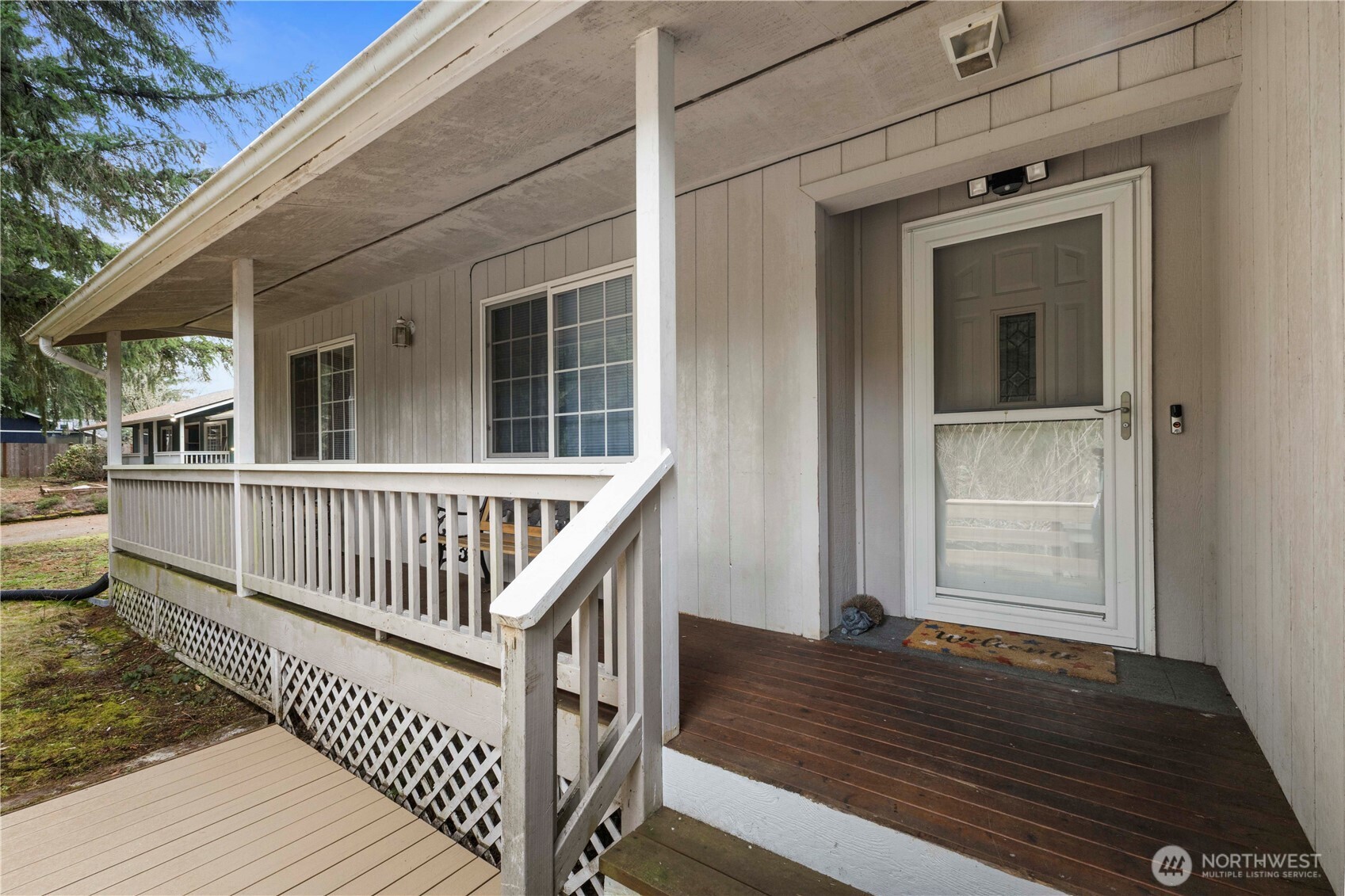 210 Country Estates Drive W, Rainier, WA 98576