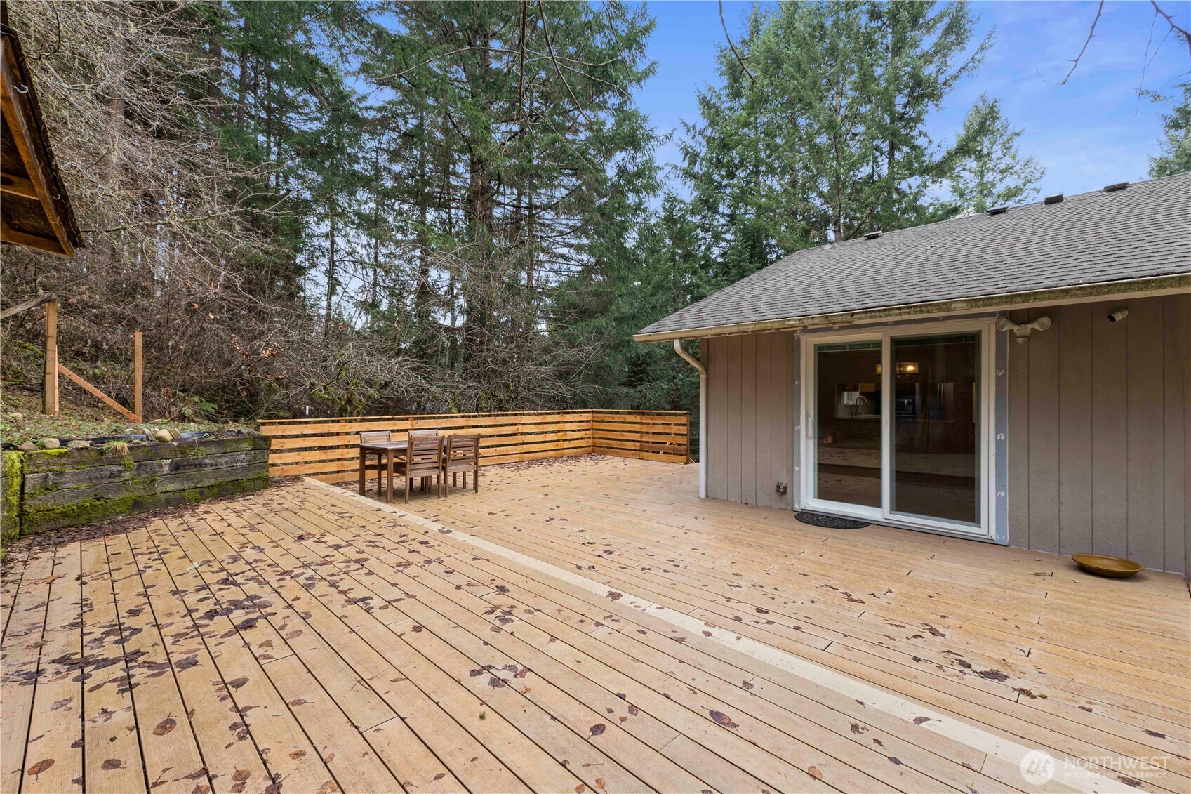 210 Country Estates Drive W, Rainier, WA 98576