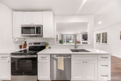 4844 Oakridge Drive , Blaine, WA 98230 - Photo 16