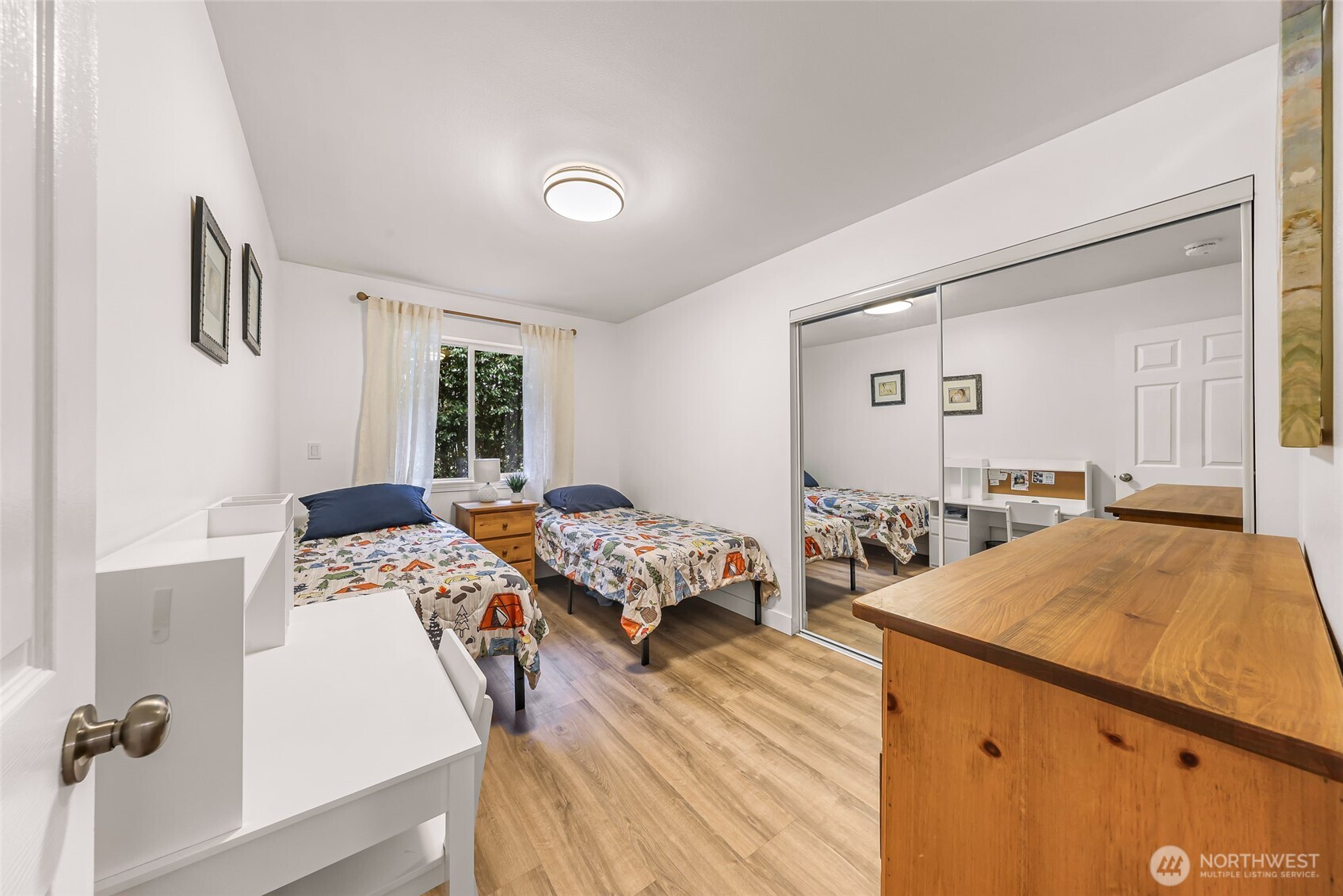 4844 Oakridge Drive , Blaine, WA 98230