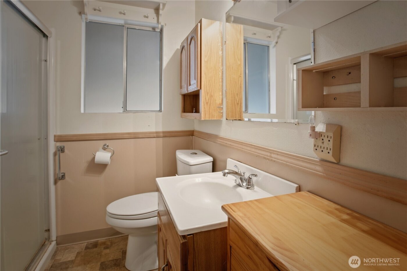 3506 Columbia Heights Road , Longview, WA 98632