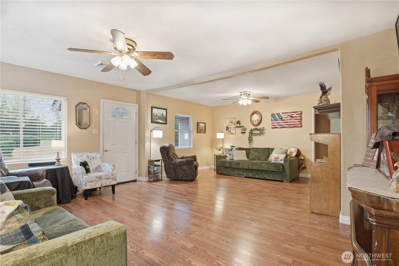 3506 Columbia Heights Road , Longview, WA 98632