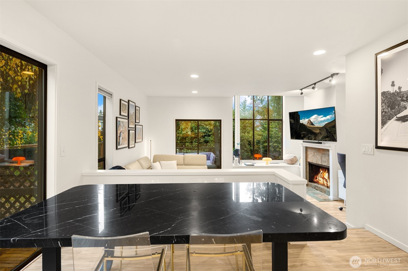 12 18th Avenue #A, Kirkland, WA 98033