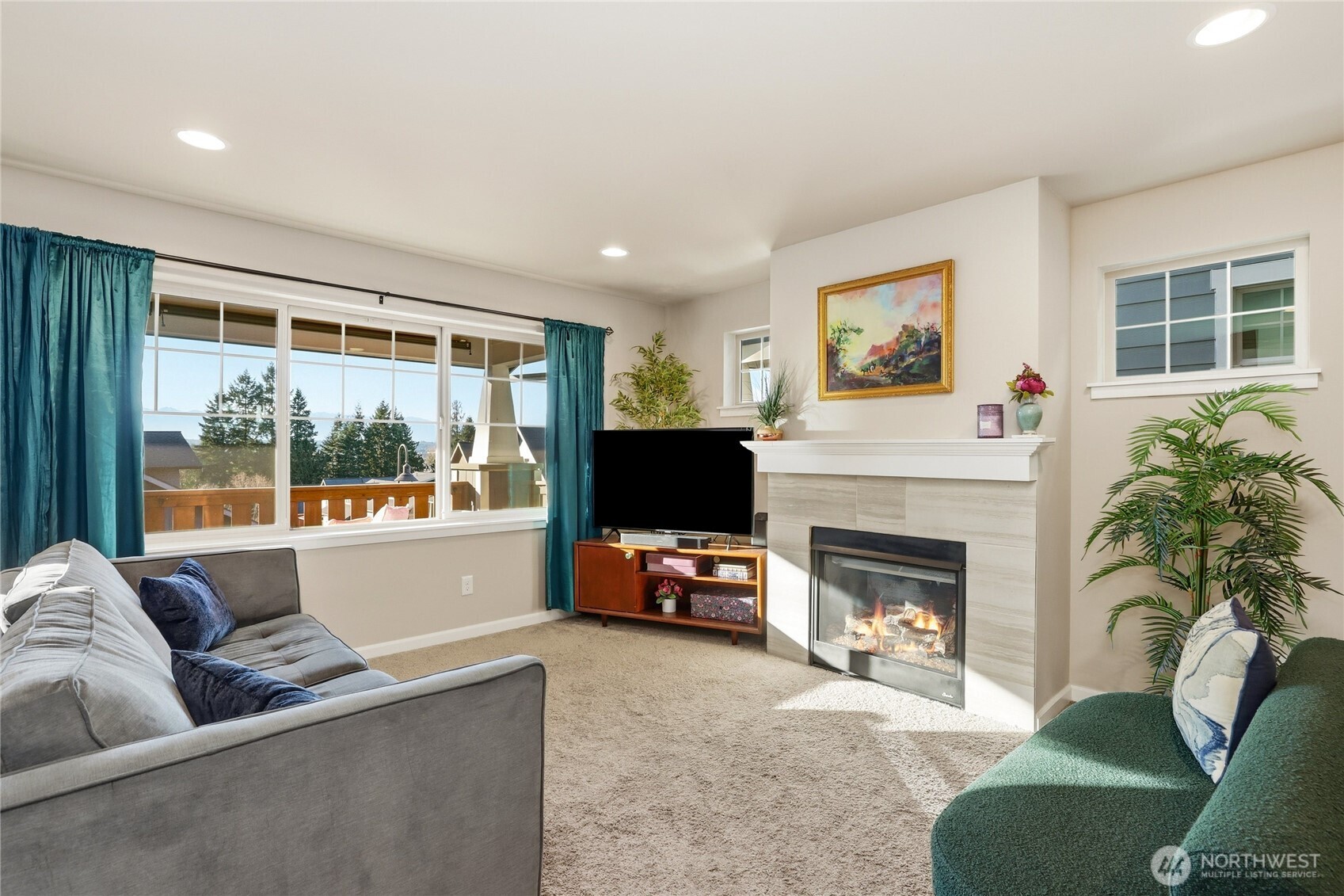 1776 Bungalow Way NE, Poulsbo, WA 98370