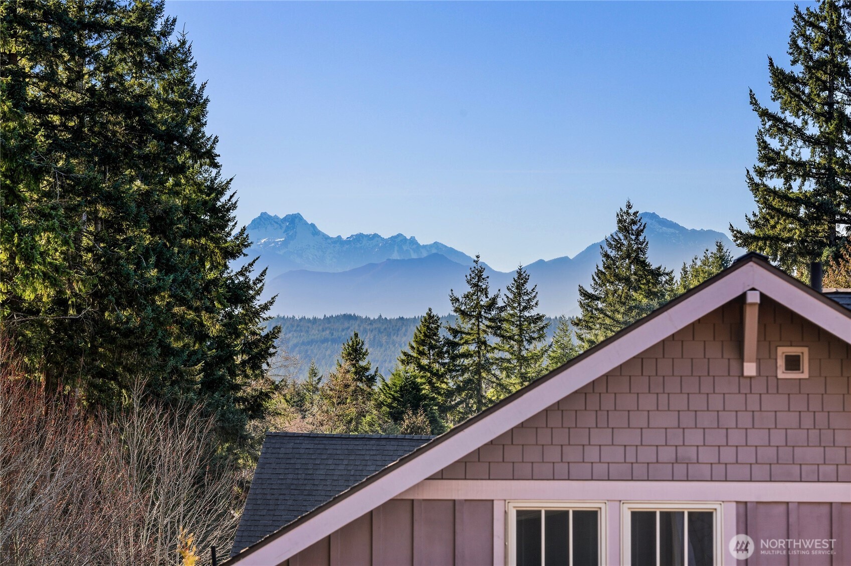 1776 Bungalow Way NE, Poulsbo, WA 98370