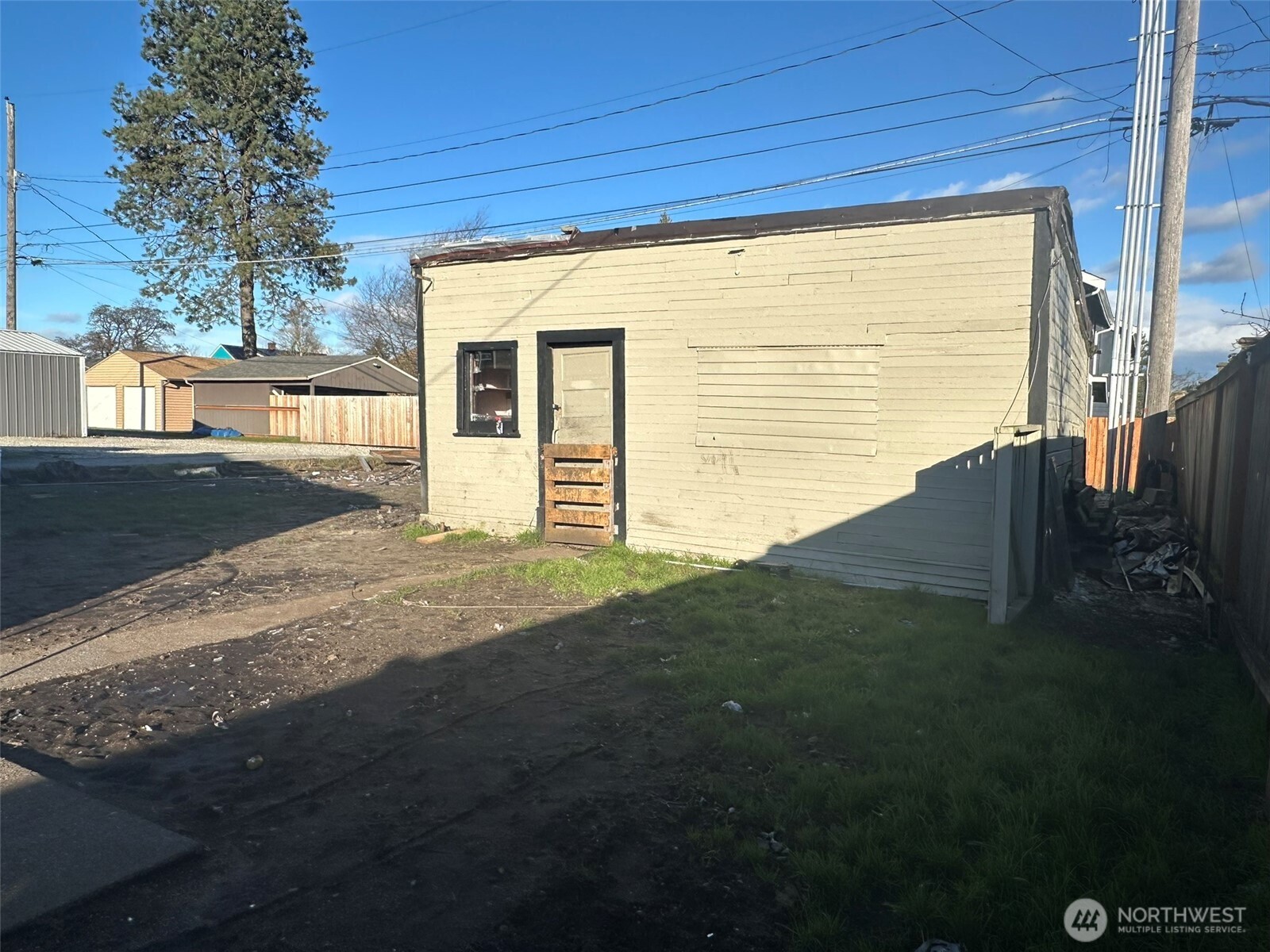 6443 S Warner Street , Tacoma, WA 98409