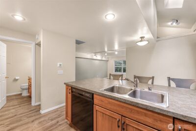 816 20th Street #100, Bellingham, WA 98225 - Photo 17