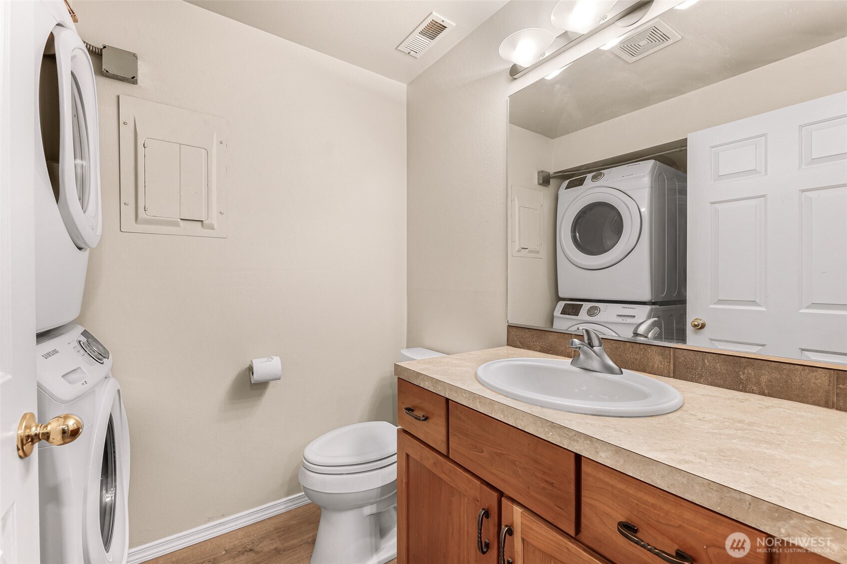 816 20th Street #100, Bellingham, WA 98225