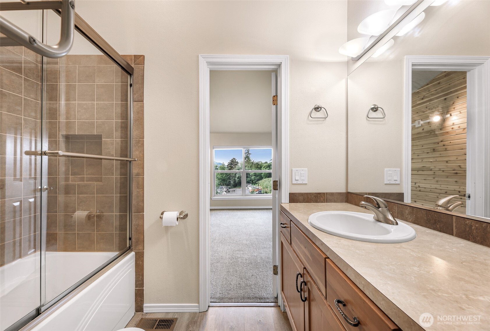 816 20th Street #100, Bellingham, WA 98225