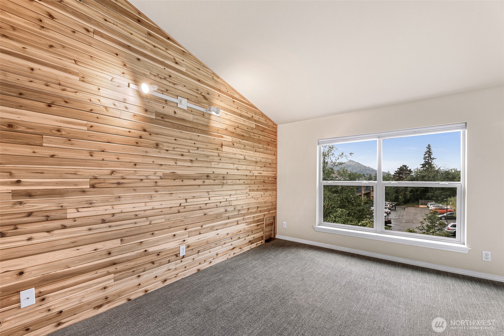 816 20th Street #100, Bellingham, WA 98225