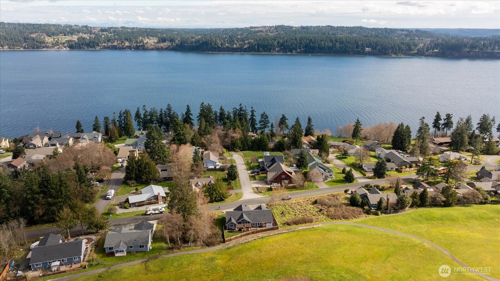 4890 Haines Road , Freeland, WA 98249