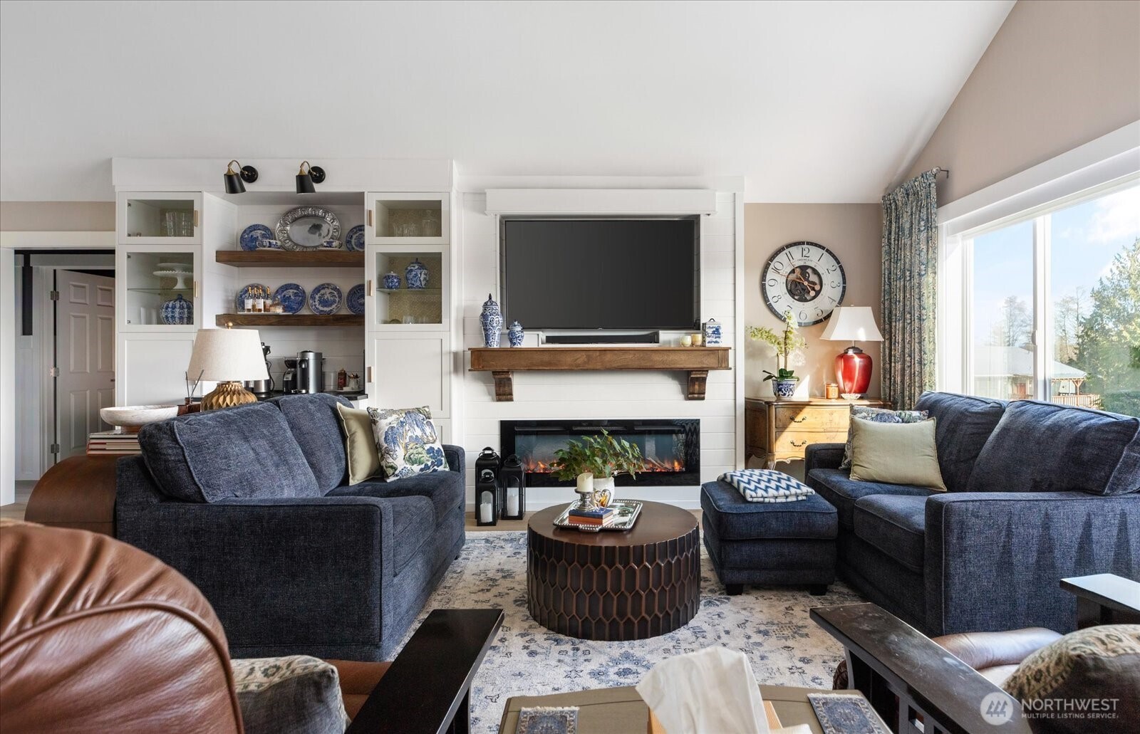 4890 Haines Road , Freeland, WA 98249