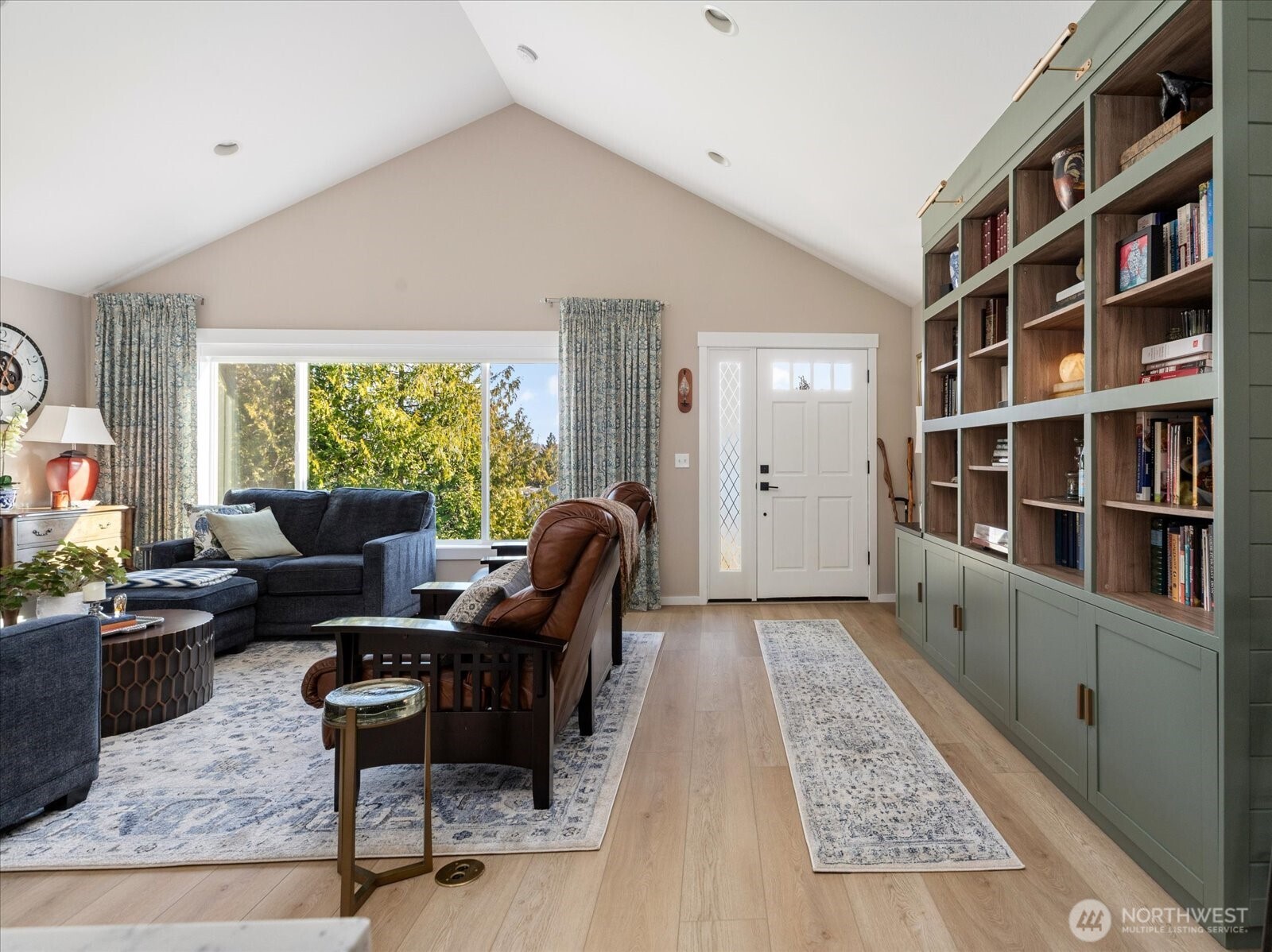 4890 Haines Road , Freeland, WA 98249