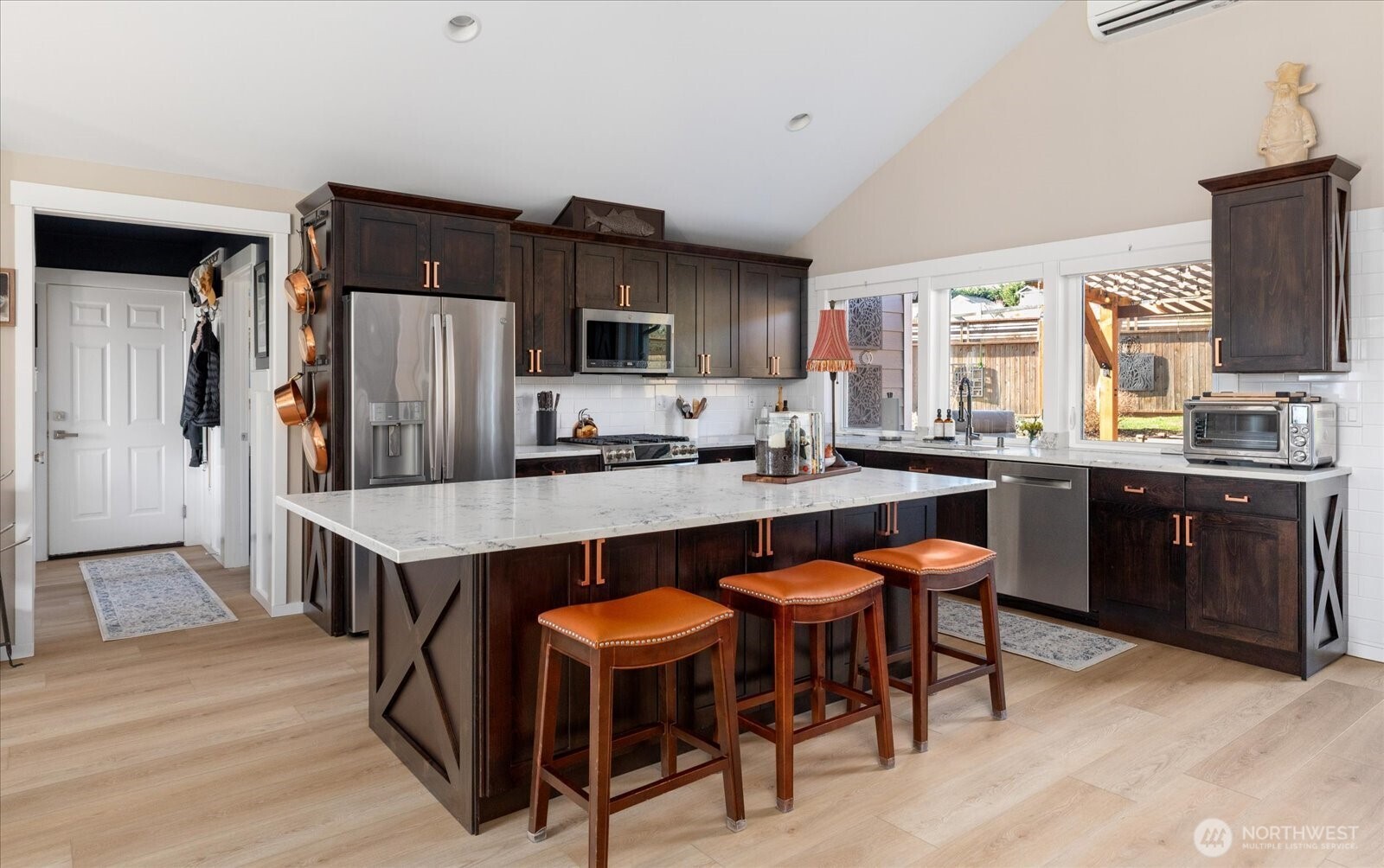 4890 Haines Road , Freeland, WA 98249