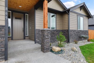 865 NW Shire Street , Oak Harbor, WA 98277 - Photo 2