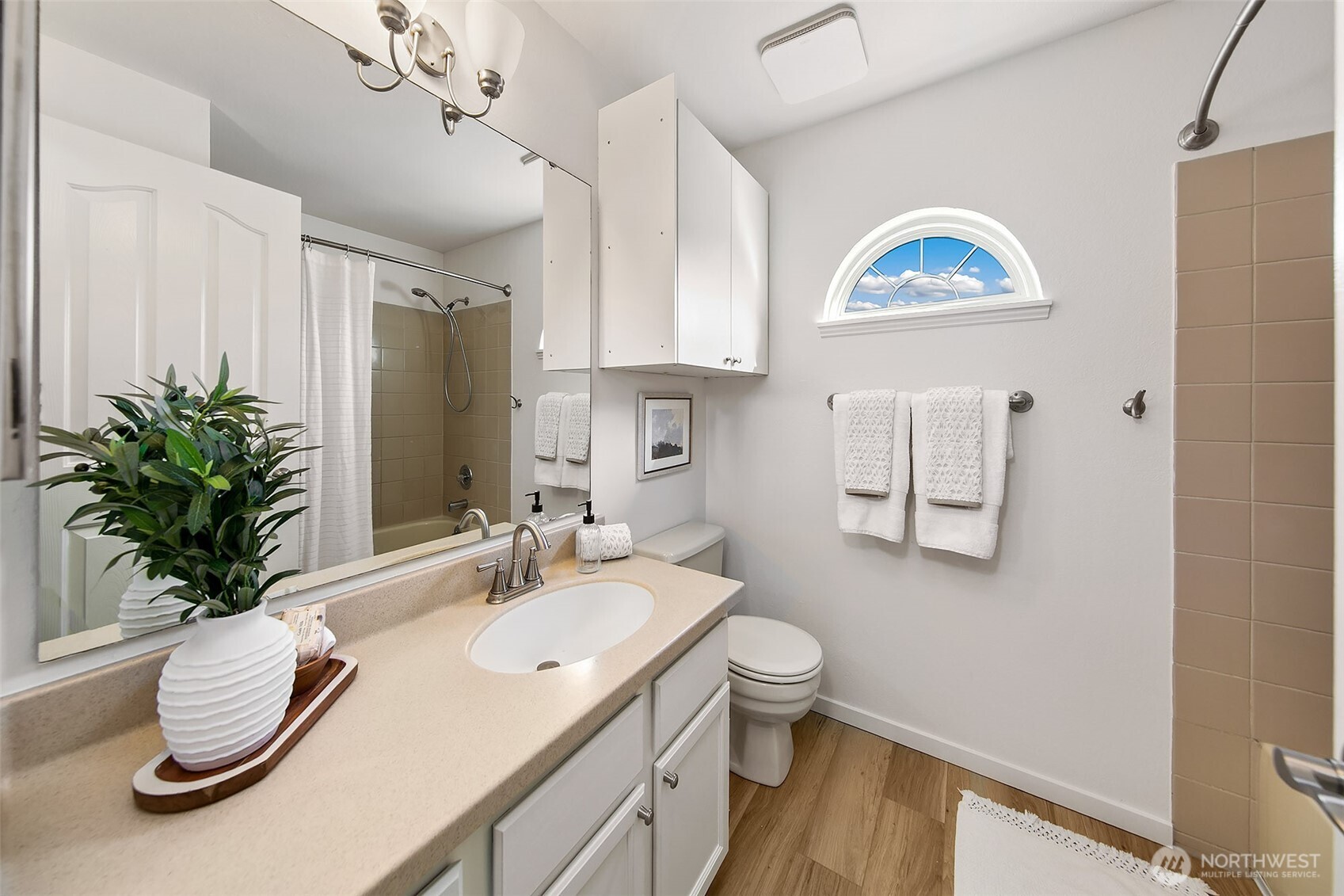 20217 102nd Place SE, Kent, WA 98031