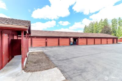 5215 365th Street Ct E, Eatonville, WA 98328 - Photo 9