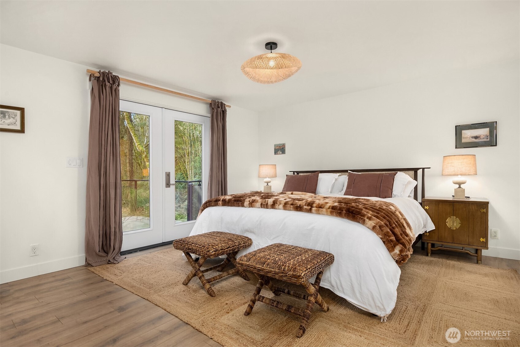 1524 Toe Jam Hill Road NE, Bainbridge Island, WA 98110