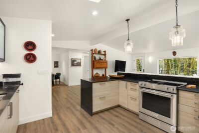 1524 Toe Jam Hill Road NE, Bainbridge Island, WA 98110 - Photo 8