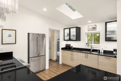 1524 Toe Jam Hill Road NE, Bainbridge Island, WA 98110 - Photo 9