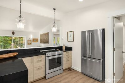 1524 Toe Jam Hill Road NE, Bainbridge Island, WA 98110 - Photo 10