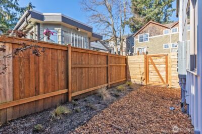 12044 Hiram Place NE #C, Seattle, WA 98125 - Photo 21
