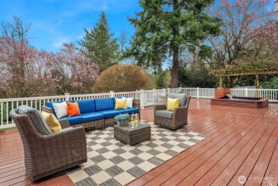 8550 NE 28th Street , Hunts Point, WA 98004 - Photo 18