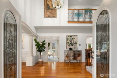 8550 NE 28th Street , Hunts Point, WA 98004 - Photo 2