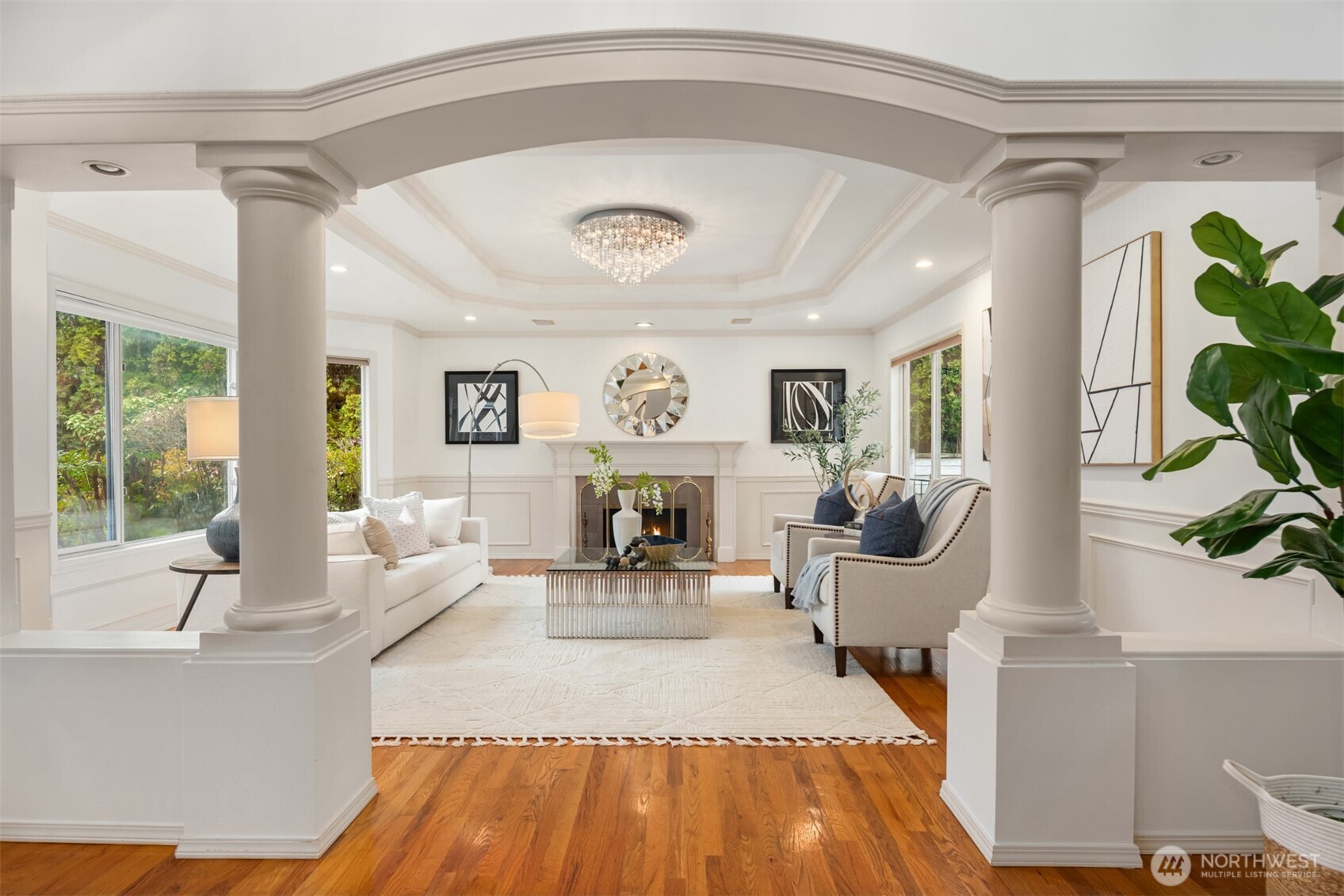 8550 NE 28th Street , Hunts Point, WA 98004