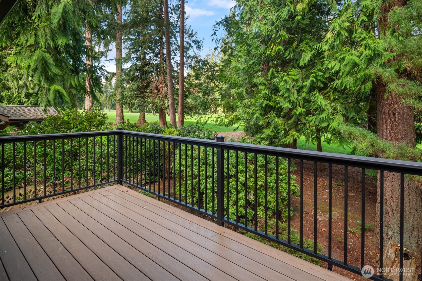 2048 213th Avenue NE, Sammamish, WA 98074