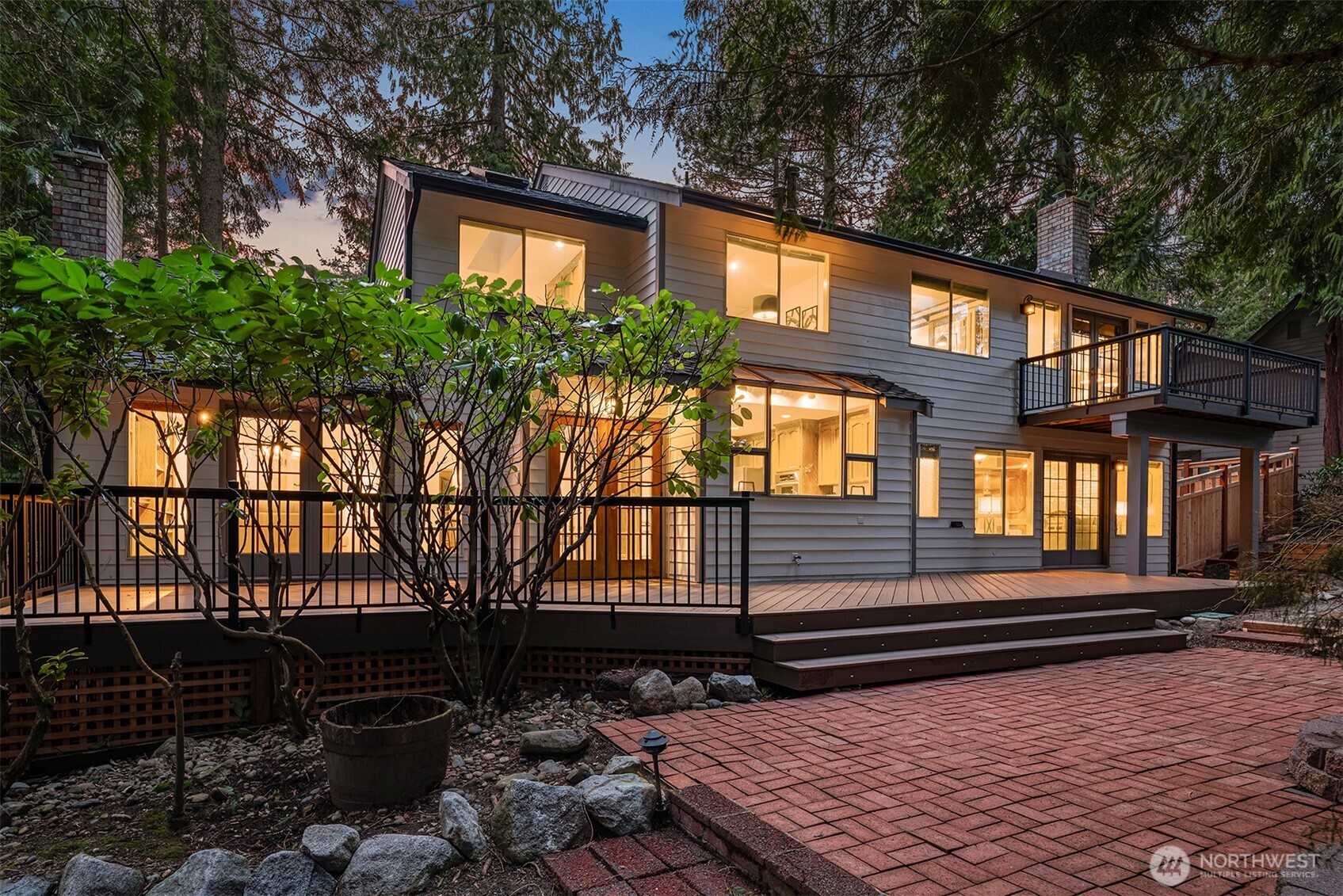 2048 213th Avenue NE, Sammamish, WA 98074