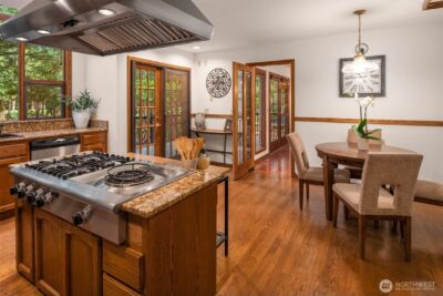 2048 213th Avenue NE, Sammamish, WA 98074 - Photo 10