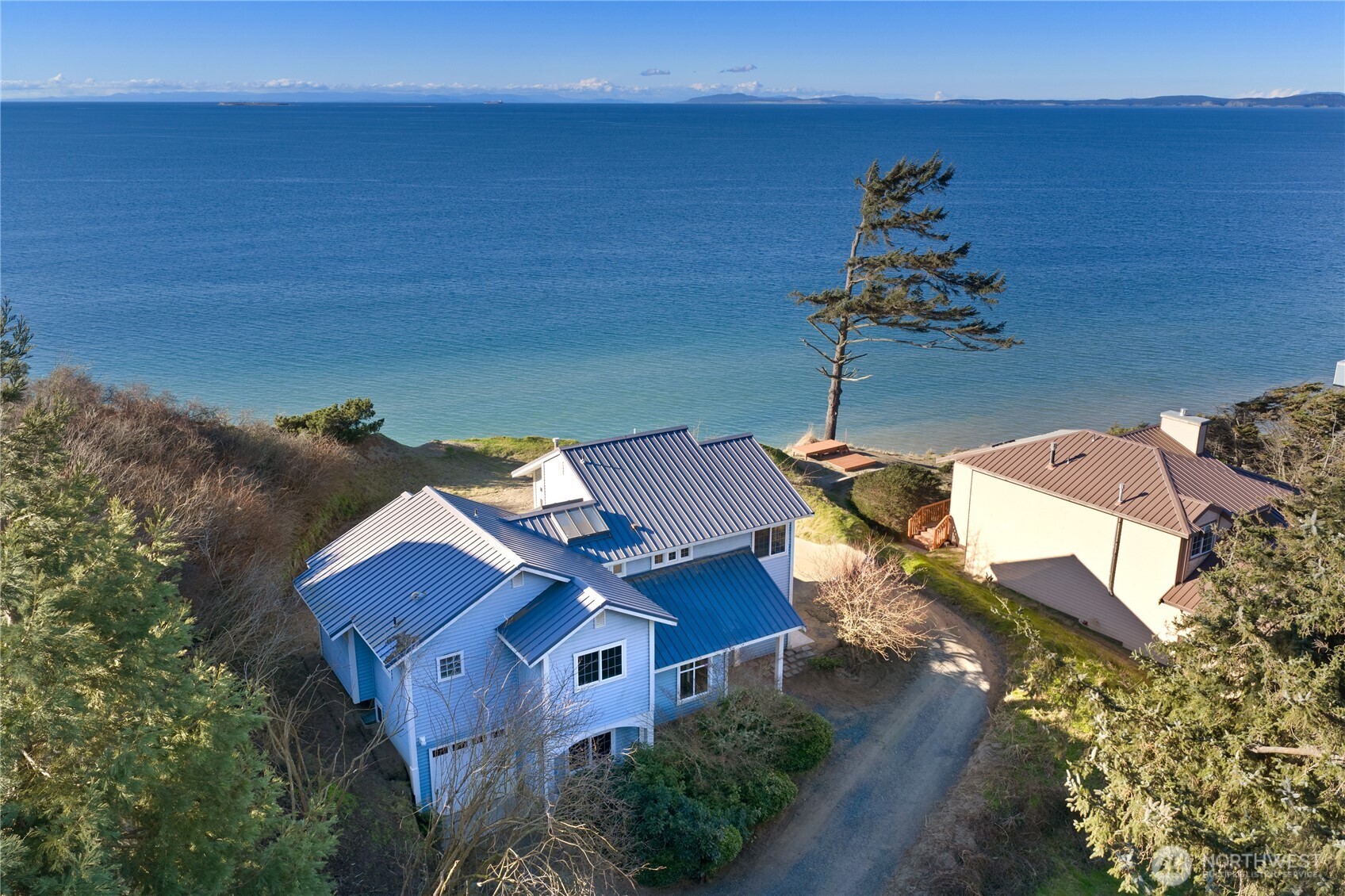 2337 West Beach Road , Oak Harbor, WA 98277