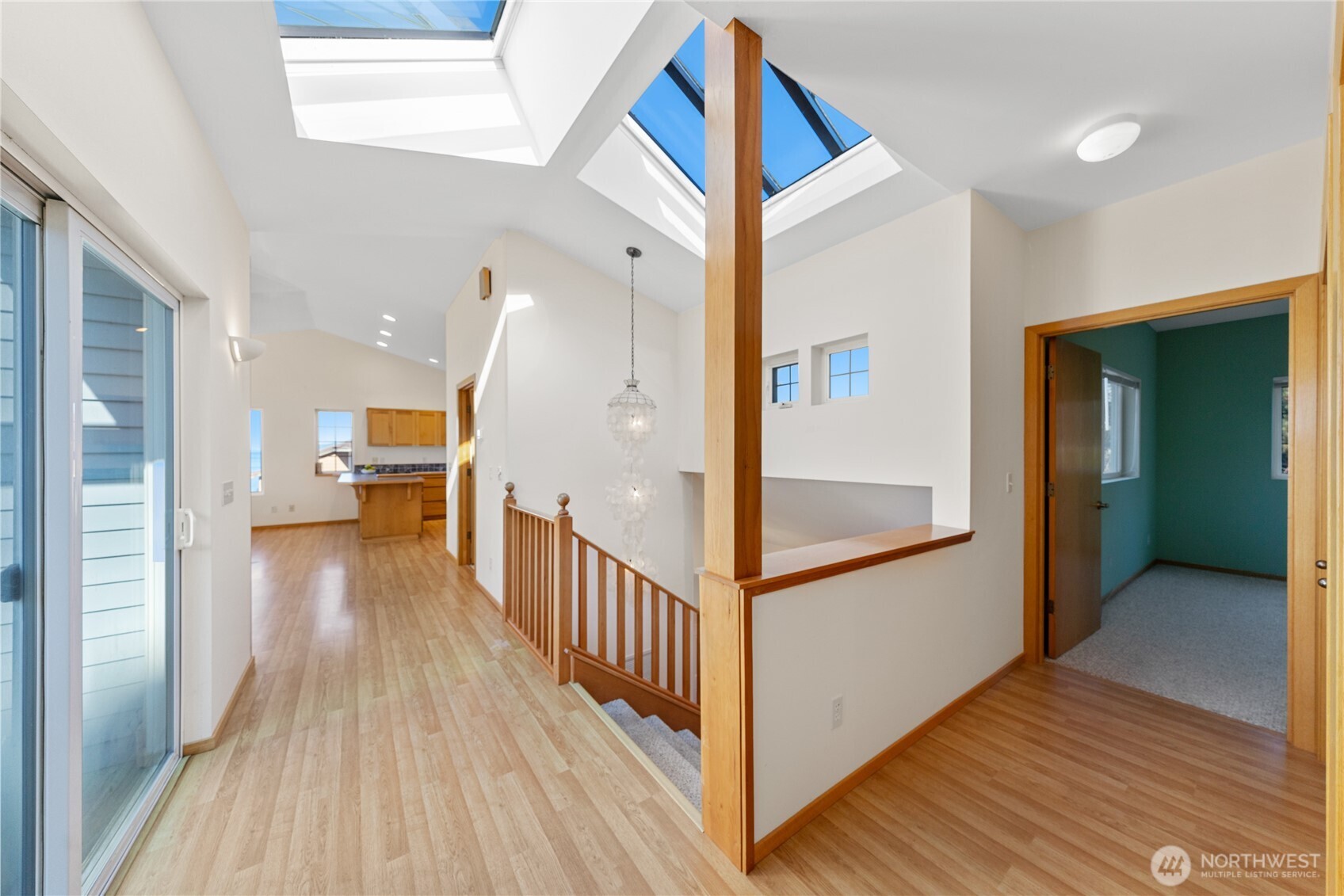 2337 West Beach Road , Oak Harbor, WA 98277