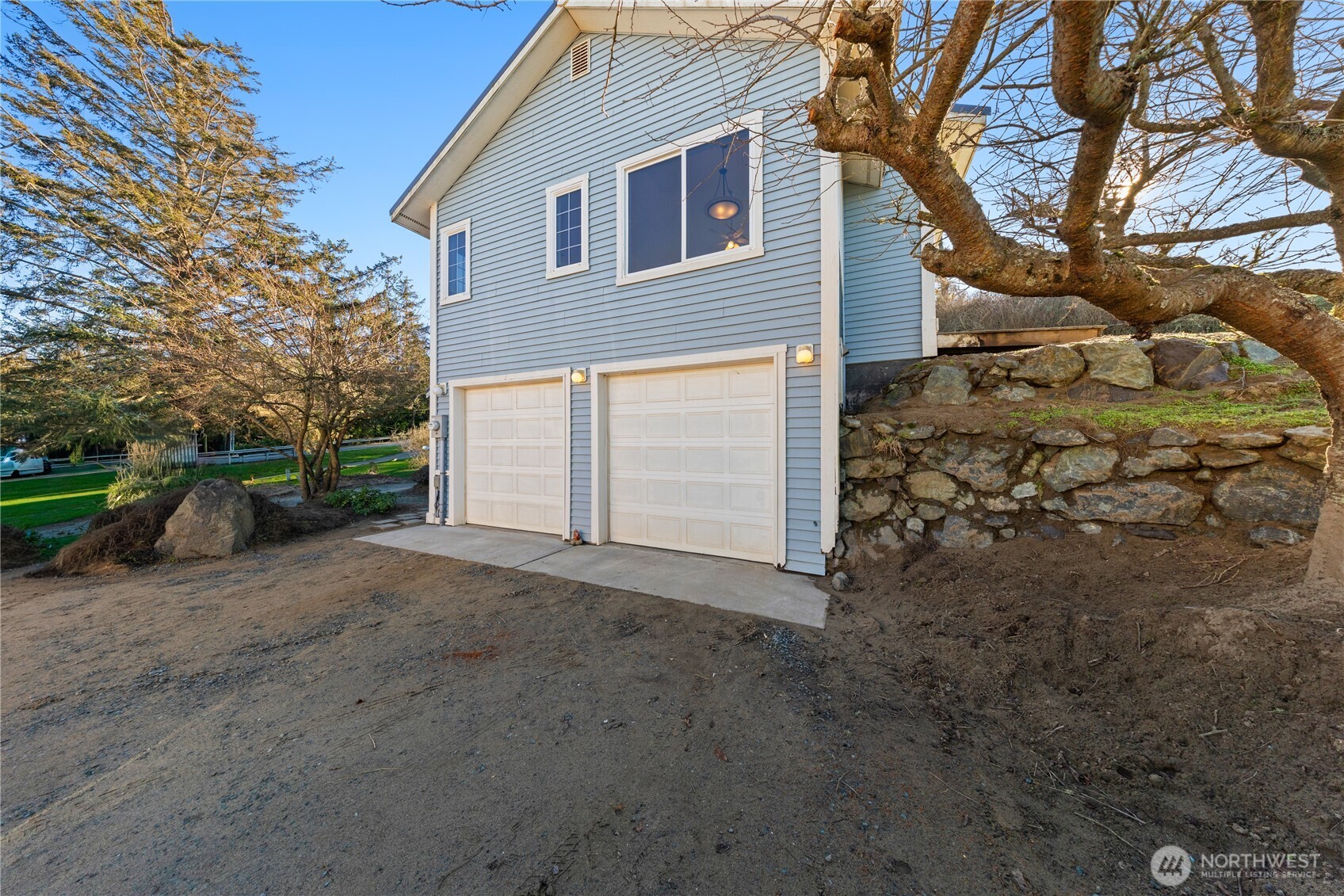 2337 West Beach Road , Oak Harbor, WA 98277