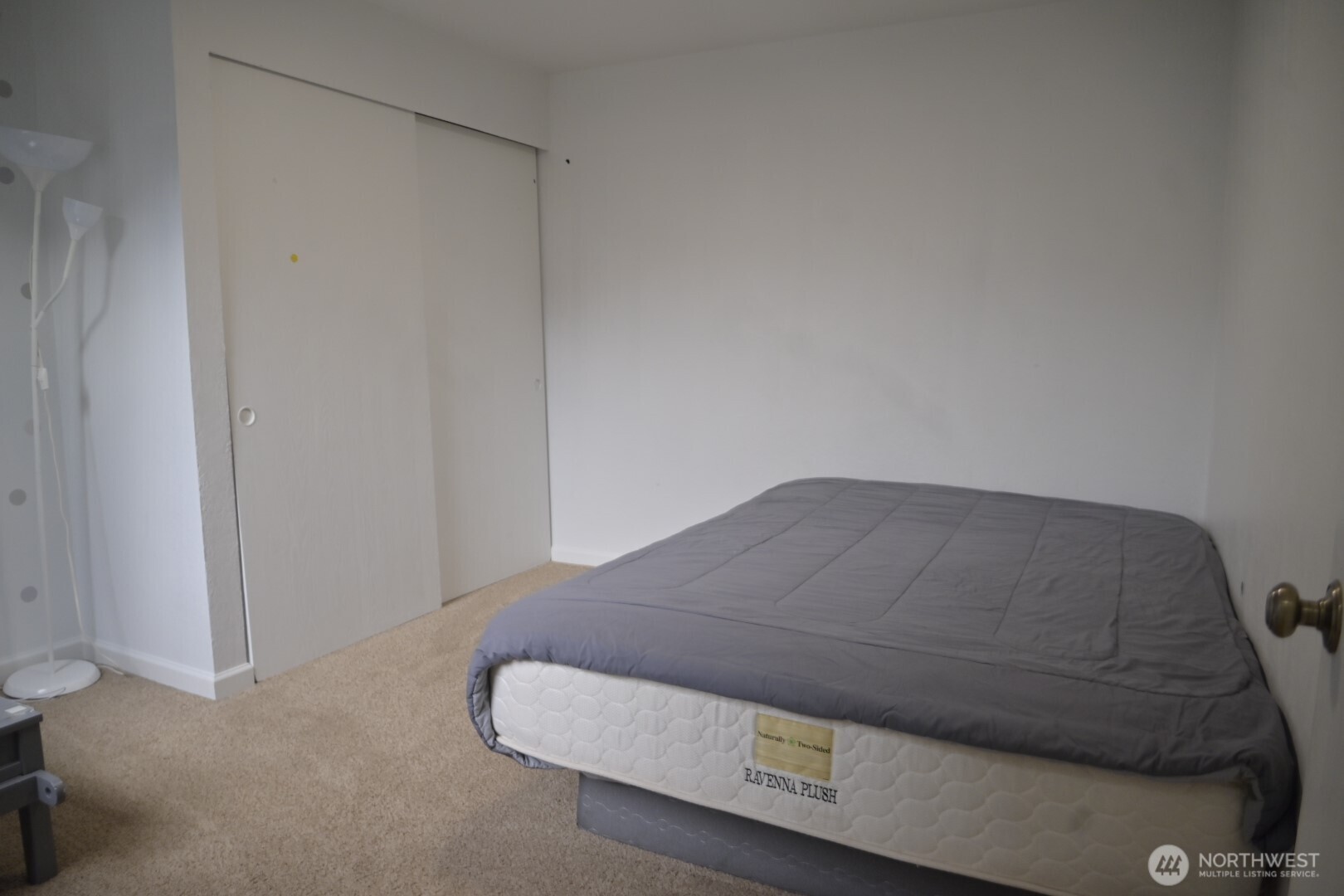 15624 8th Avenue SW #c, Burien, WA 98166