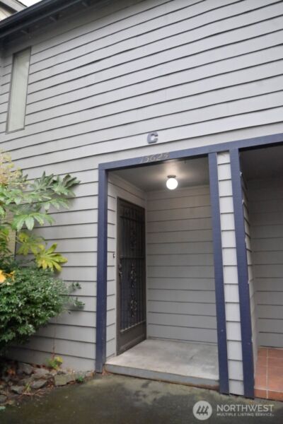15624 8th Avenue SW #c, Burien, WA 98166 - Photo 2