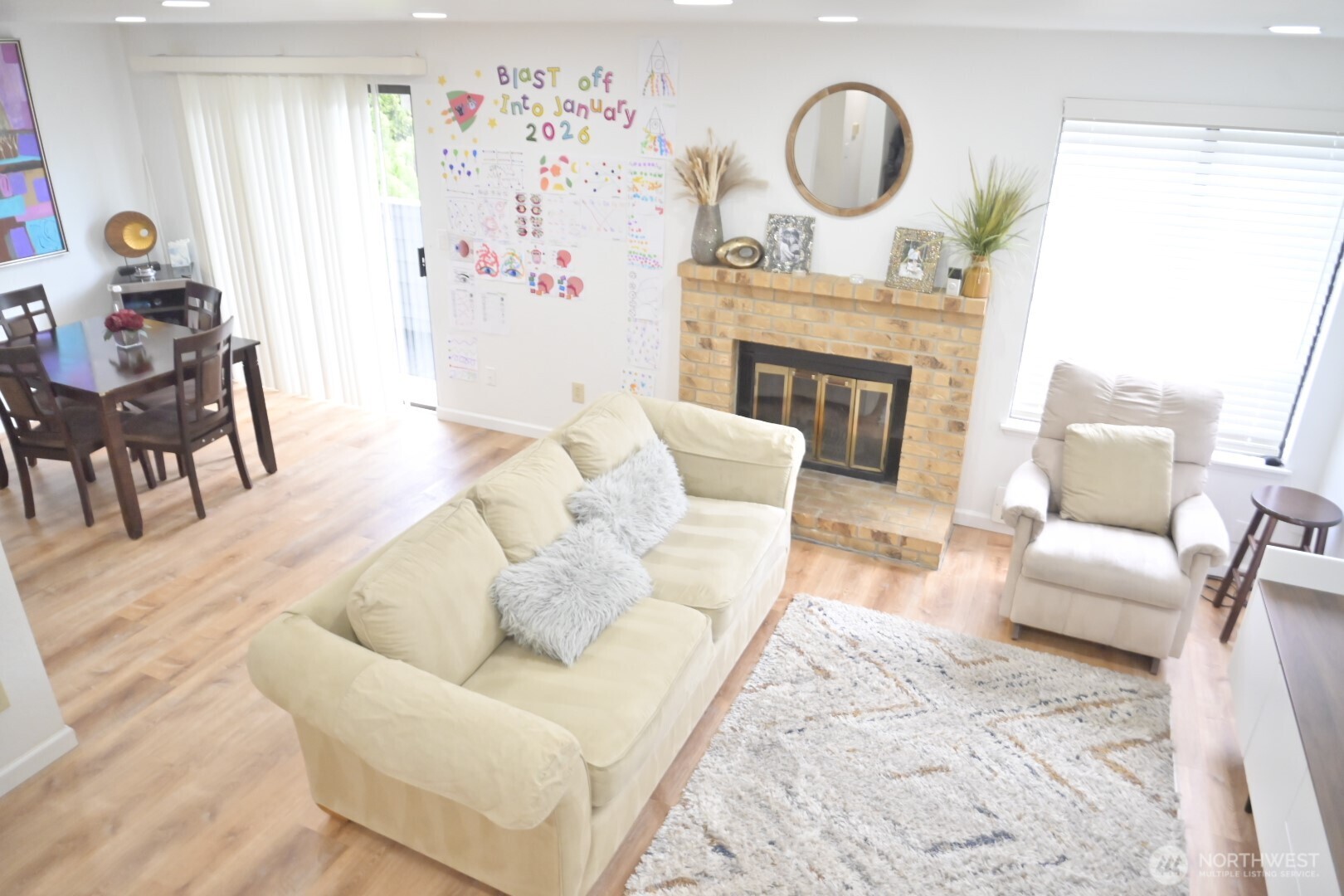 15624 8th Avenue SW #c, Burien, WA 98166