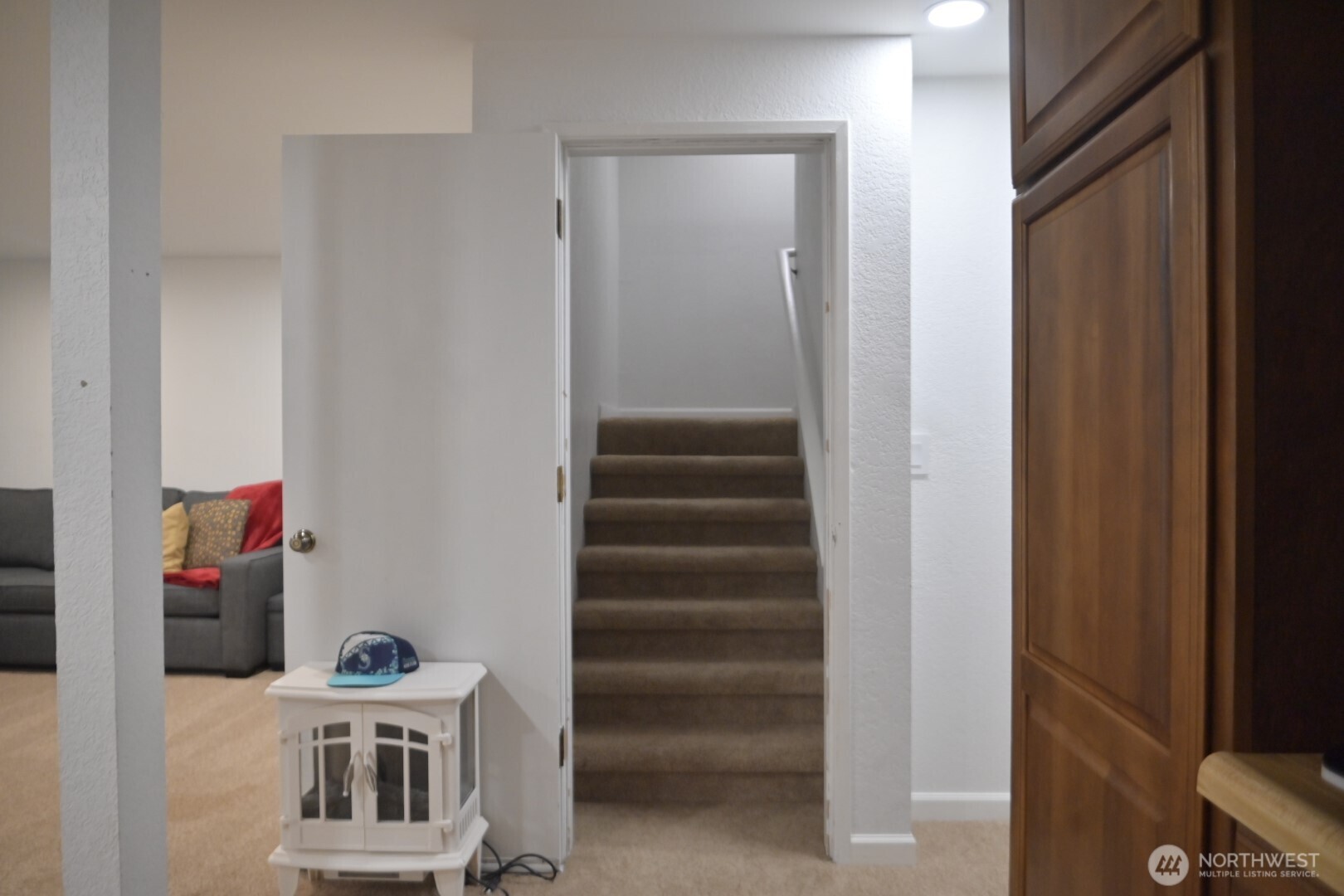 15624 8th Avenue SW #c, Burien, WA 98166