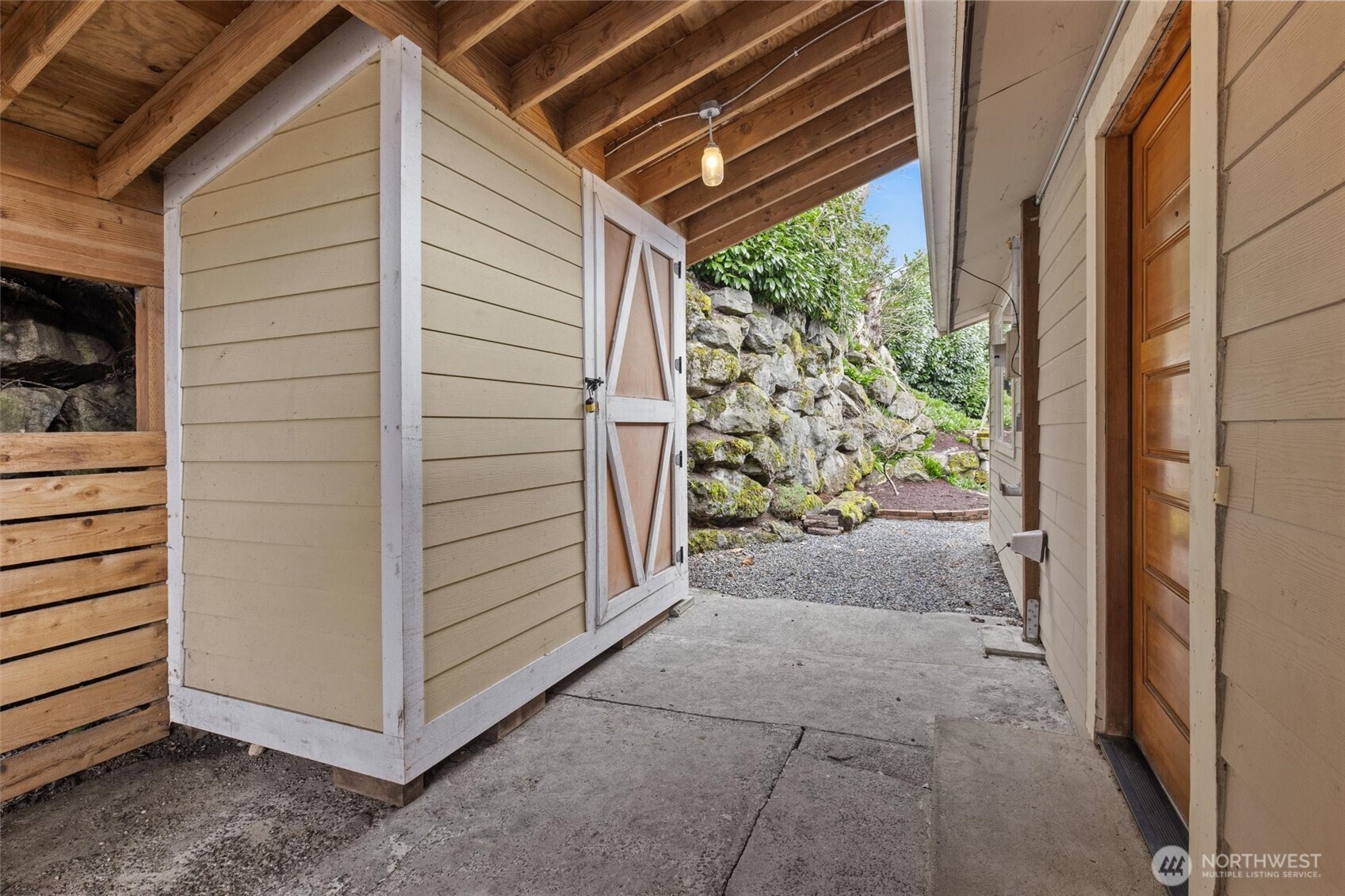 3912 S Findlay Street , Seattle, WA 98118