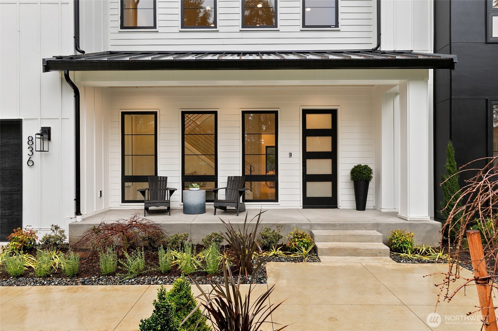 836 130th Avenue NE, Bellevue, WA 98005