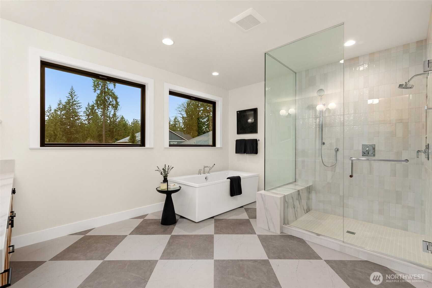 836 130th Avenue NE, Bellevue, WA 98005