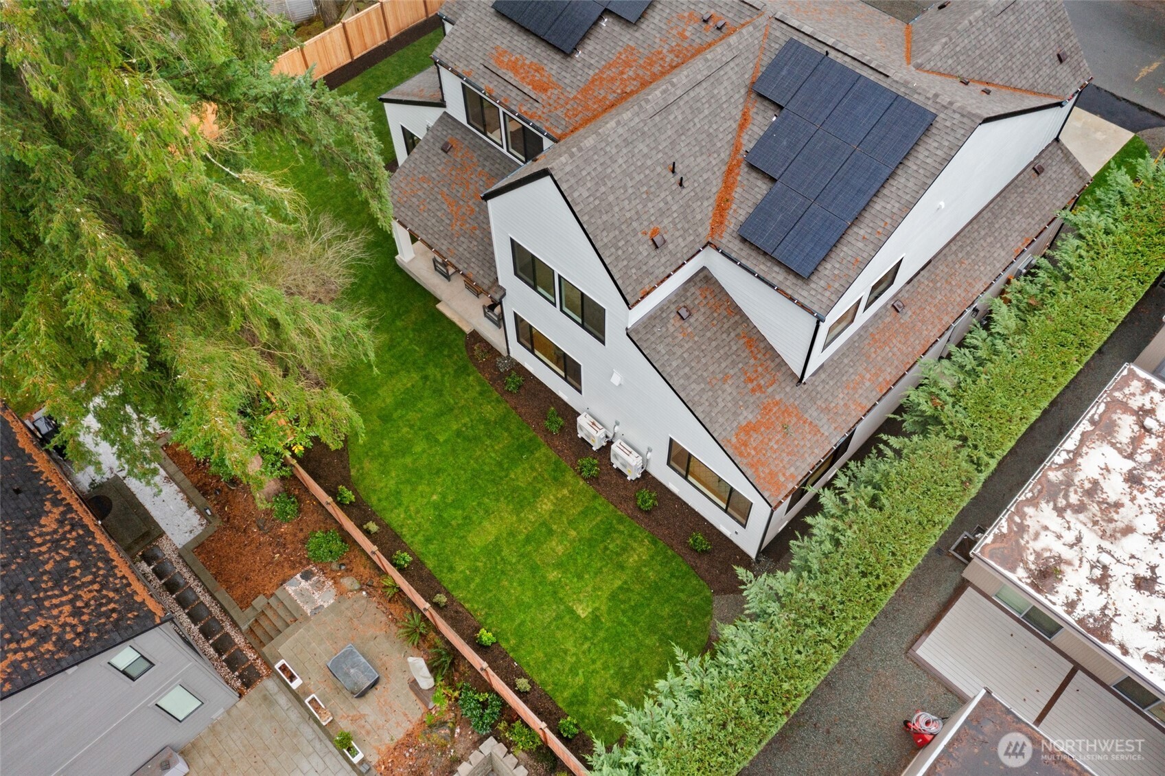 836 130th Avenue NE, Bellevue, WA 98005